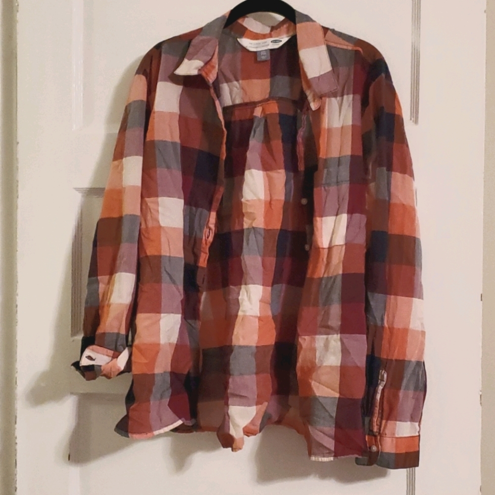 Lightweight plaid button down